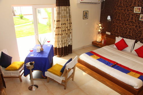 Paparazzi Resort Baga Exterior photo