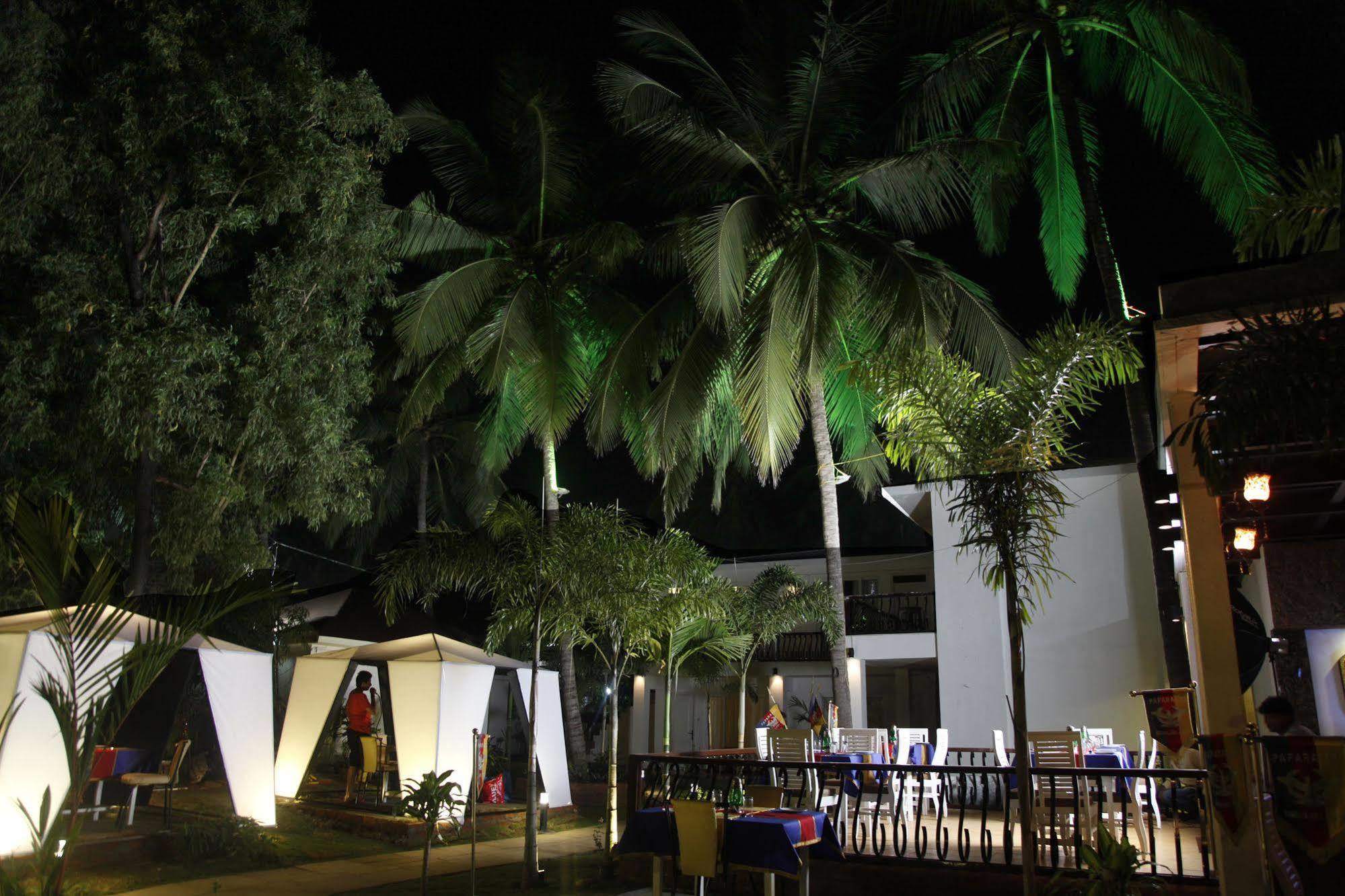 Paparazzi Resort Baga Exterior photo